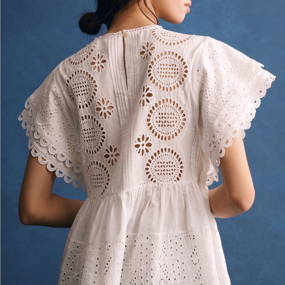 Anthropologie Ever That Girl Flutter Sleeve Eyelet Tunic - Picture 2 of 15